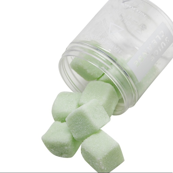 ✨ Harper and Ari Exfoliating Juice Cubes ✨ - Picture 1 of 2